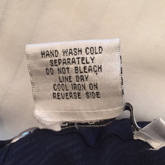 Como Sateen Sleeveless Tunic w/Chain Detail - Navy - Picture 7 of 7